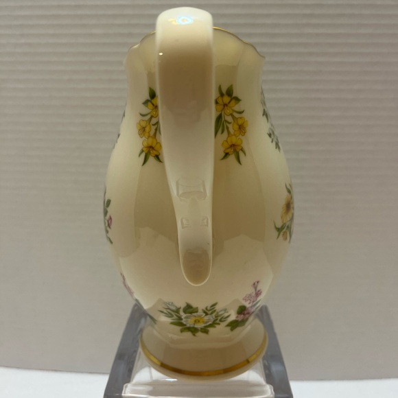 Lenox Constitution Pitcher with Gold Accents - Picture 2 of 14